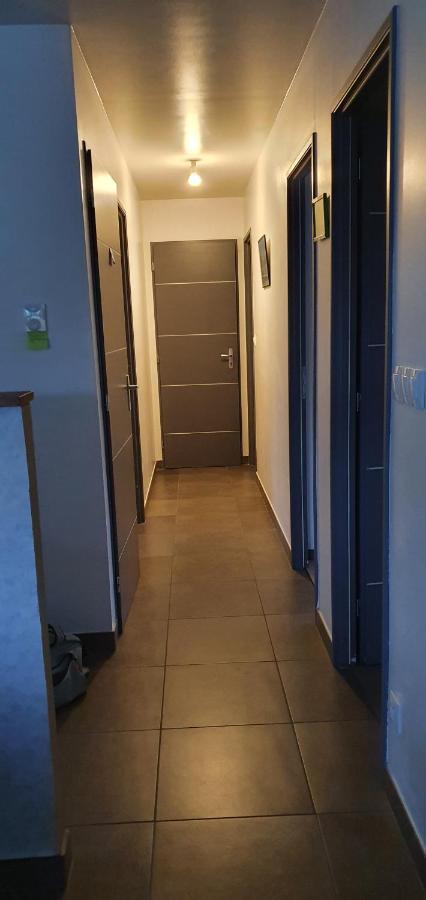 1 Chambre Privative Avec Bureau Et Cuisine Dans Maison 105 M2 Montfaucon Montfaucon  Экстерьер фото